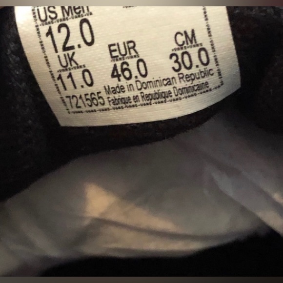 Men Classics Vans - Picture 5 of 5